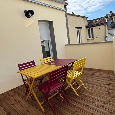 Apartamento Duplex 70m2 climatisé avec parking compris Reims Exterior foto