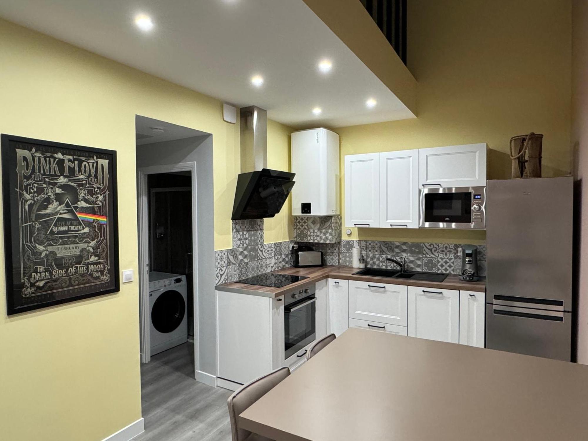 Apartamento Duplex 70m2 climatisé avec parking compris Reims Exterior foto