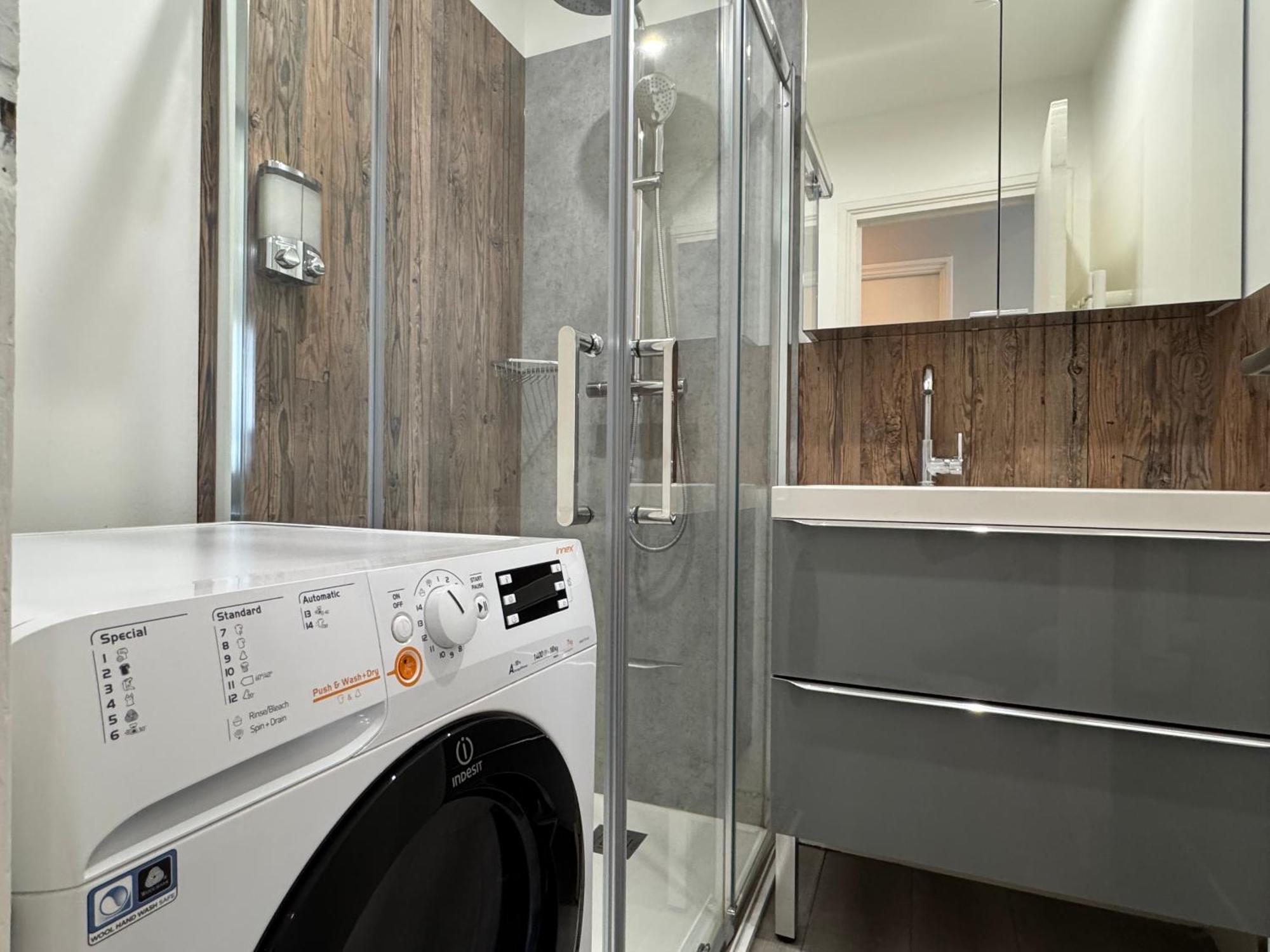 Apartamento Duplex 70m2 climatisé avec parking compris Reims Exterior foto